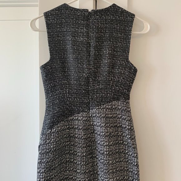 MOVING SALE: Banana Republic Dress - Picture 5 of 6